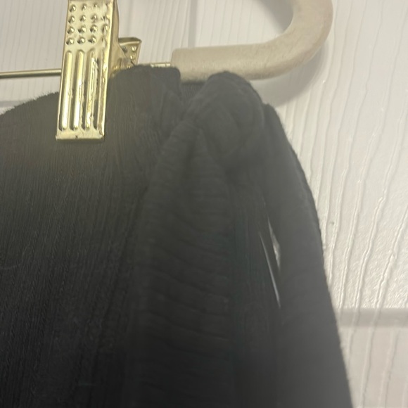 Black mini skort with tie on side - Picture 2 of 4